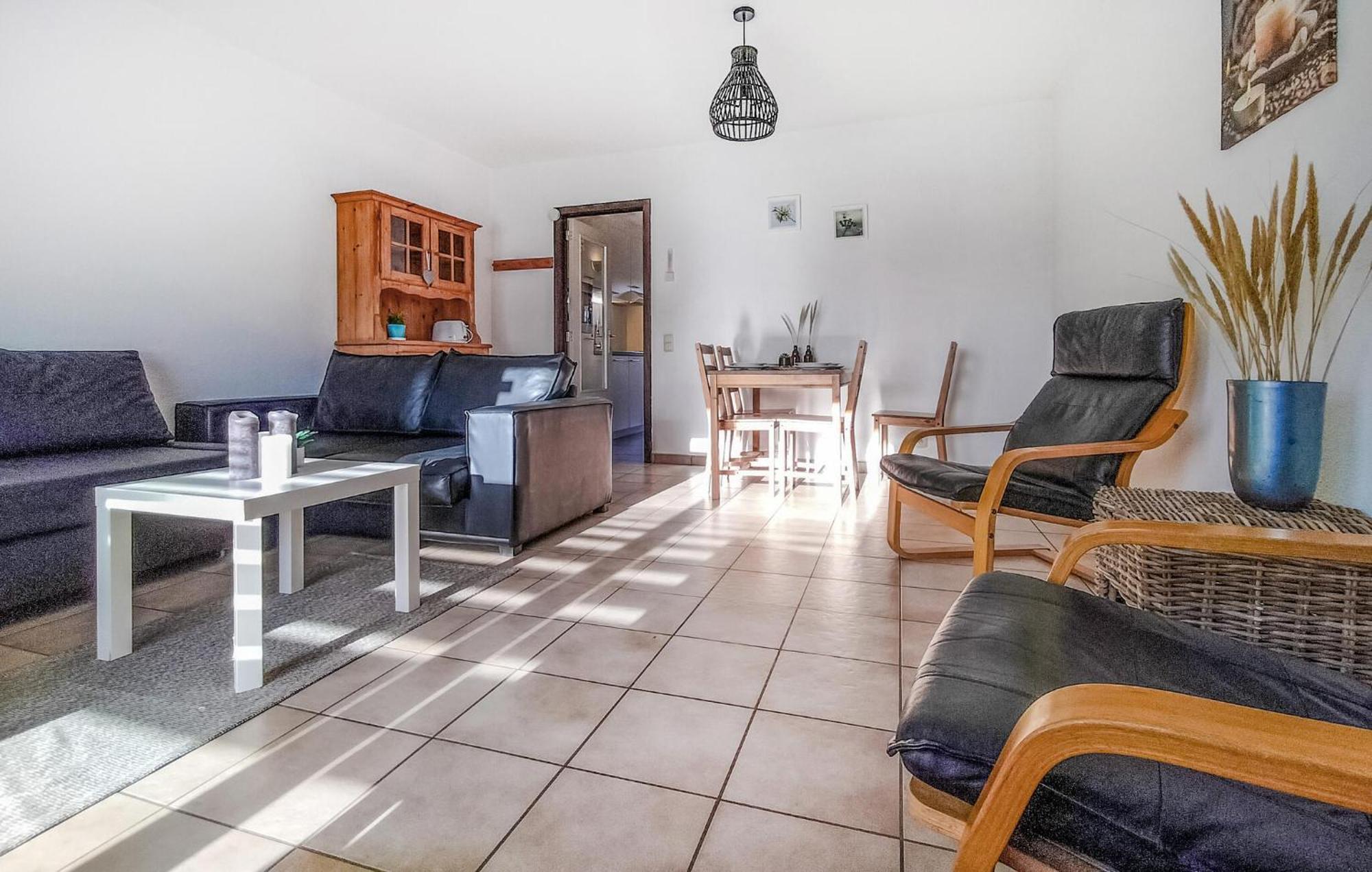 Beautiful Apartment In Bredene With Kitchen Exterior foto